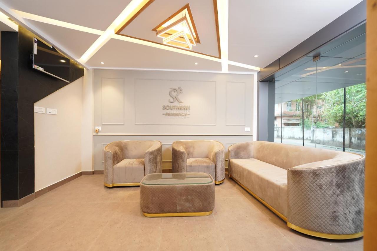 Southern Residency Kochi Екстер'єр фото